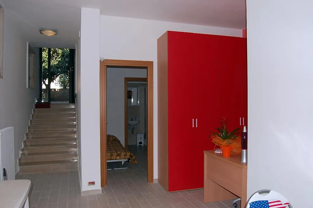 B&B Fenix-1